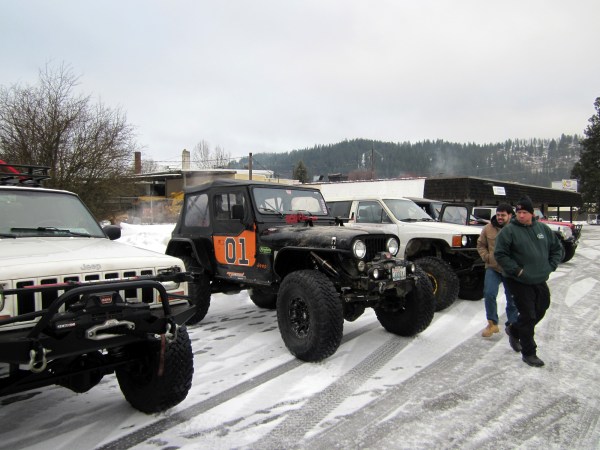 4-wheelers lining up ... 