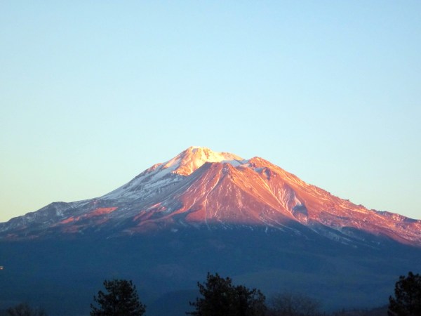 Mt. Shasta without snow ...