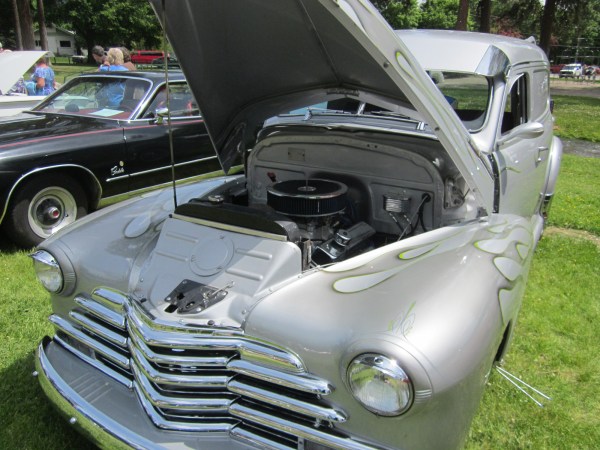 ... pretty Plymouths ...